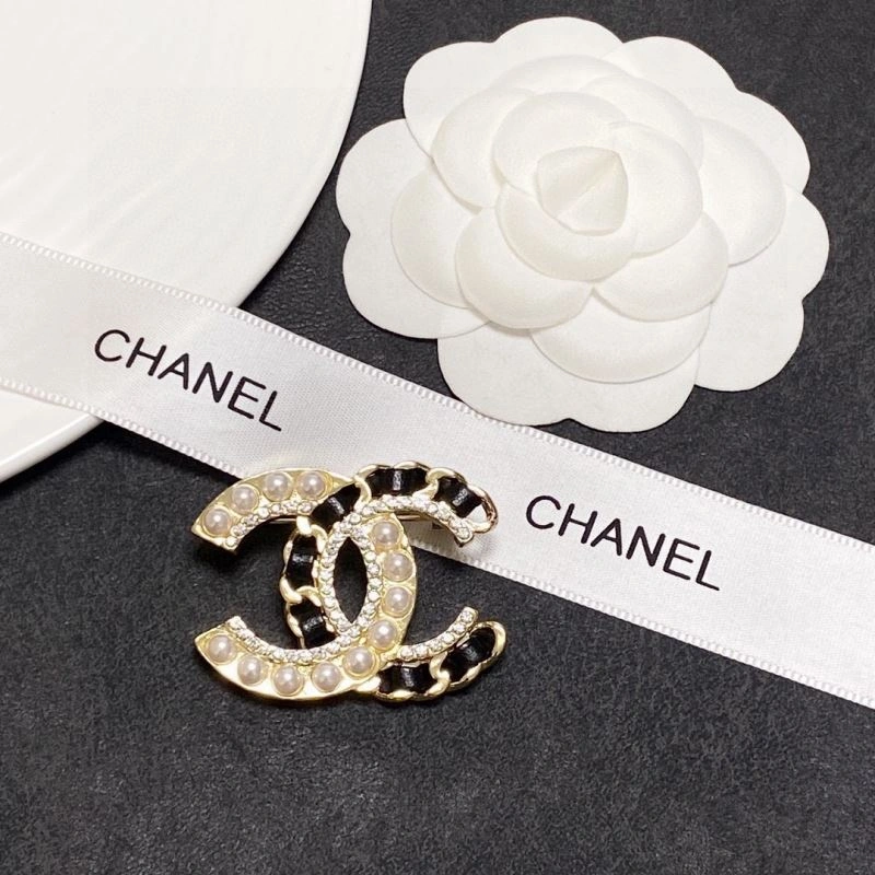 Classic Chxnxl Brooches 292279