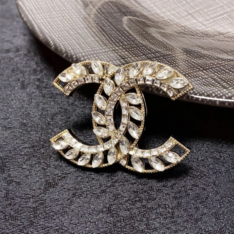 Modern Chxnxl Brooches 292278