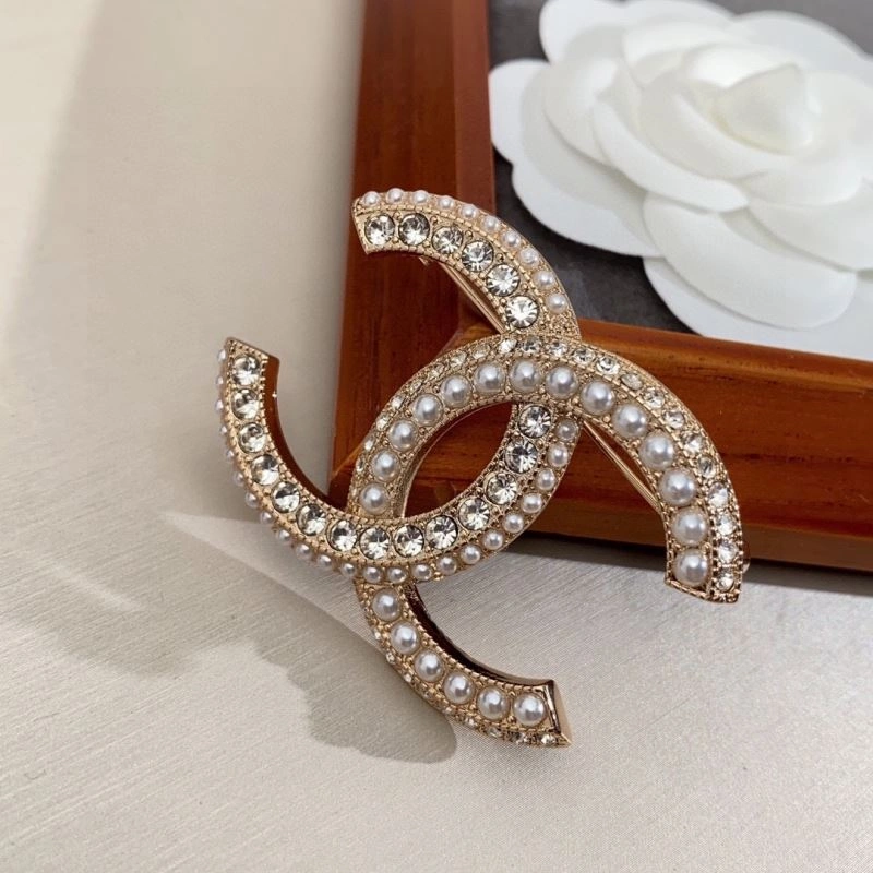 Chxnxl Brooches Cozy 292268
