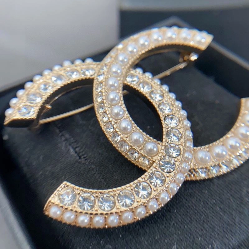 Chxnxl Brooches Cozy 292268