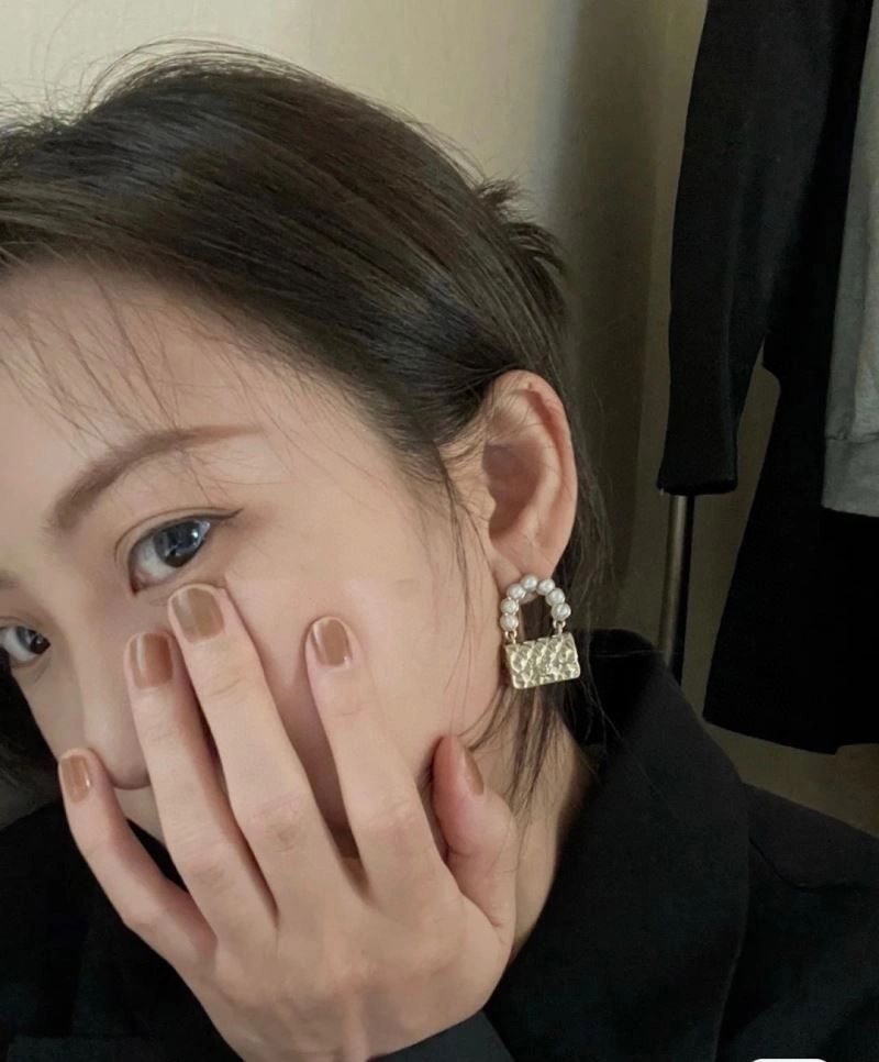 Chxnxl Earrings Cozy 290945