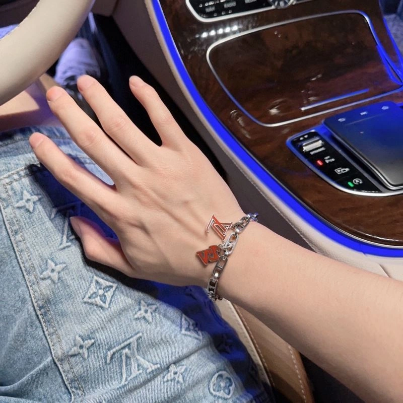 LX Bracelets Fashionable 311772