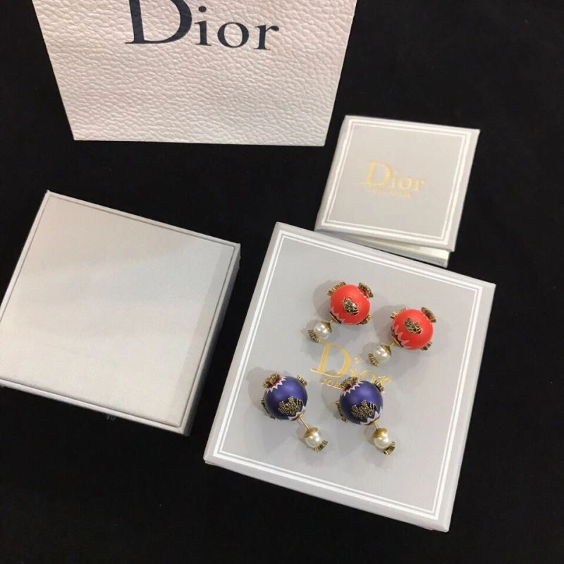 Refined Christian Dxxr Earrings 295213
