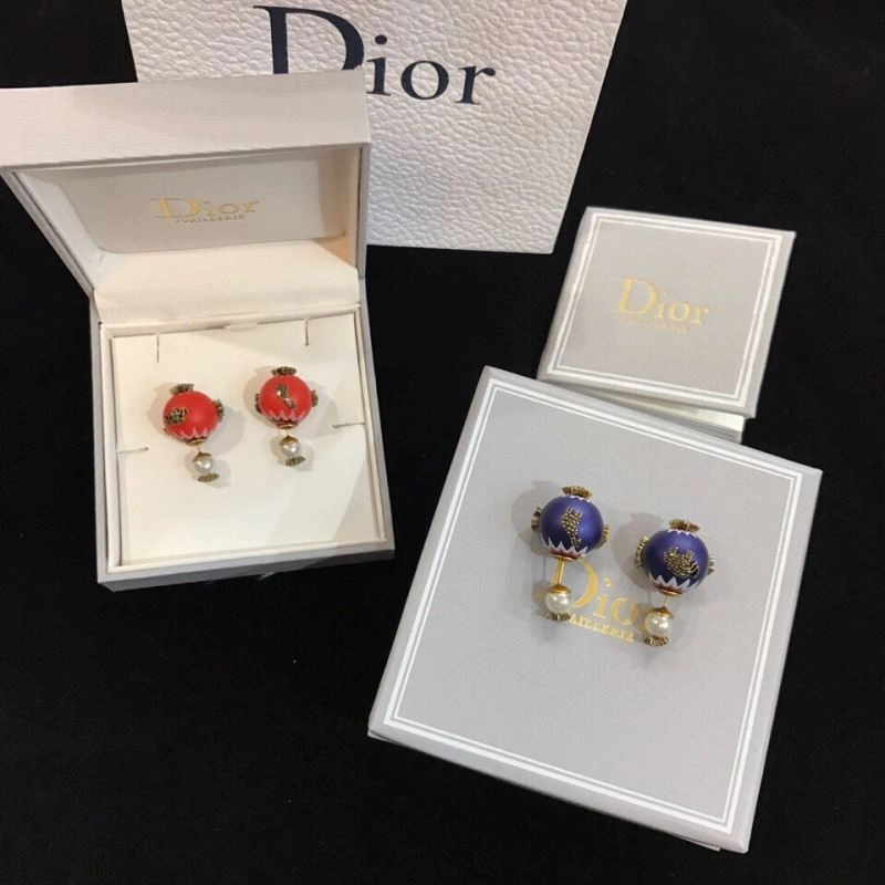 Refined Christian Dxxr Earrings 295213