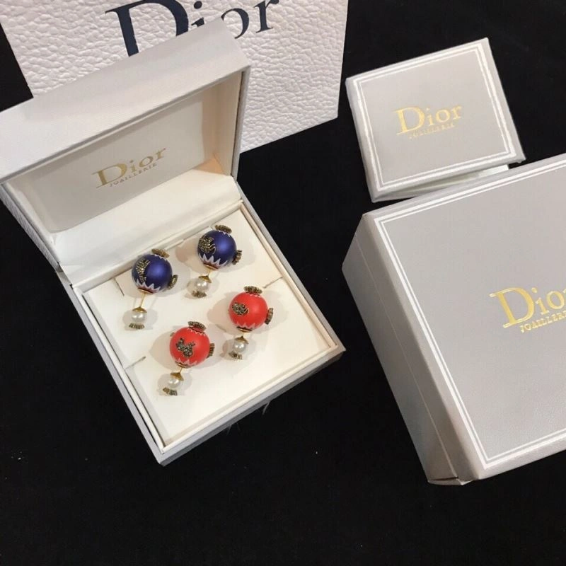 Refined Christian Dxxr Earrings 295213