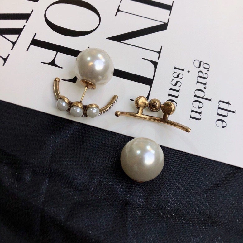 Bold Christian Dxxr Earrings 295204