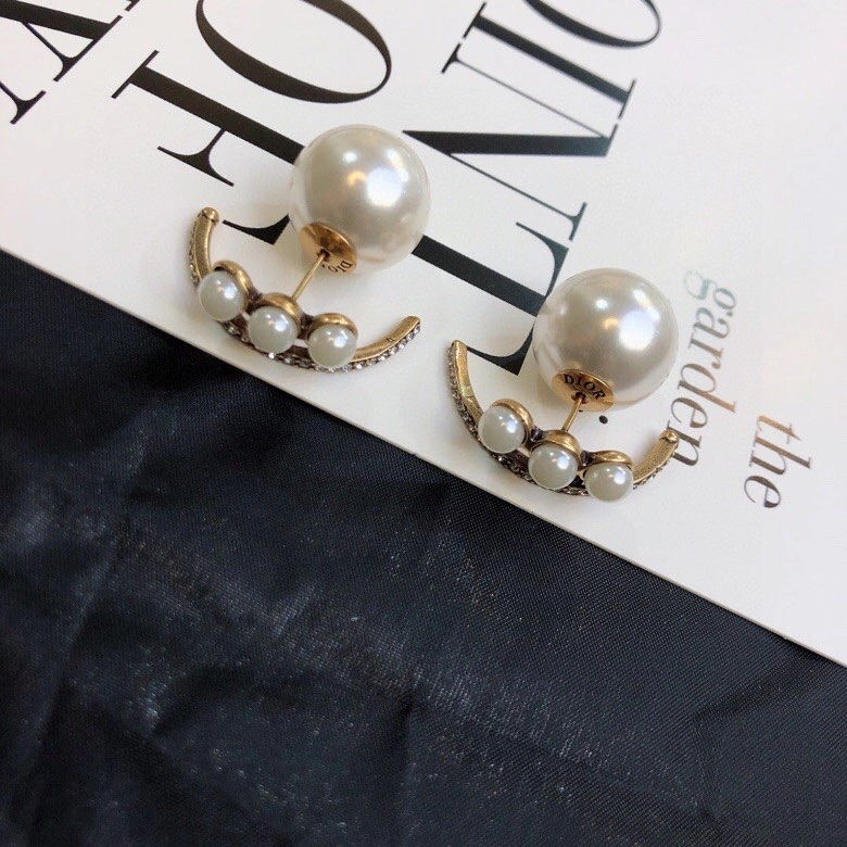 Bold Christian Dxxr Earrings 295204