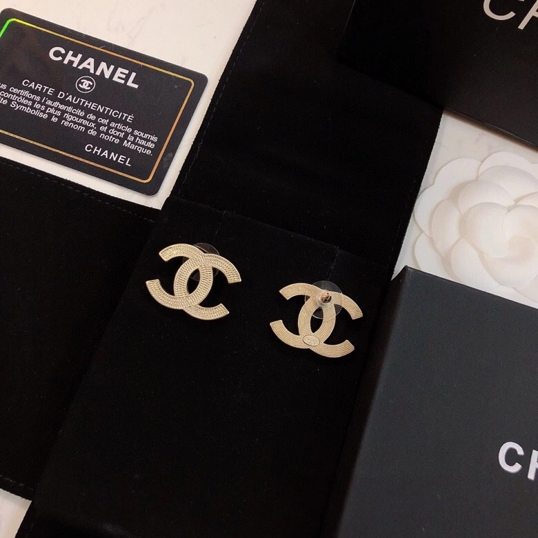Bold Chxnxl Earrings 290938