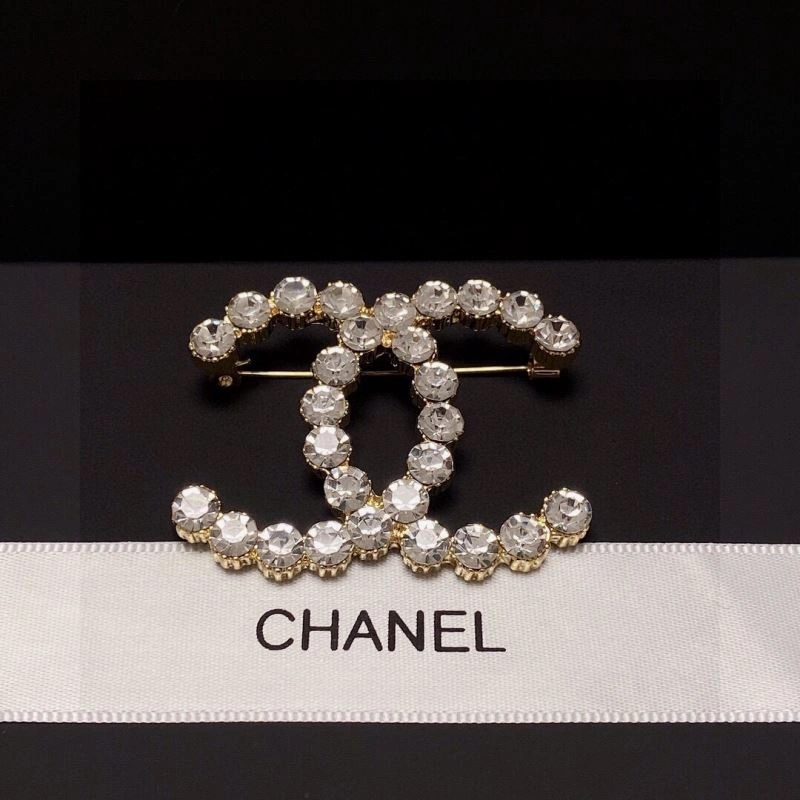 Refined Chxnxl Brooches 292273
