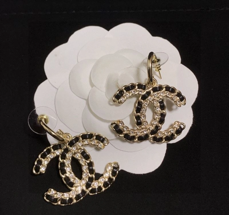EyeCatching Chxnxl Earrings 290920