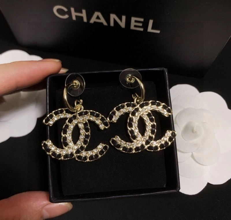 EyeCatching Chxnxl Earrings 290920