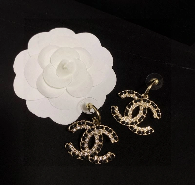 EyeCatching Chxnxl Earrings 290920