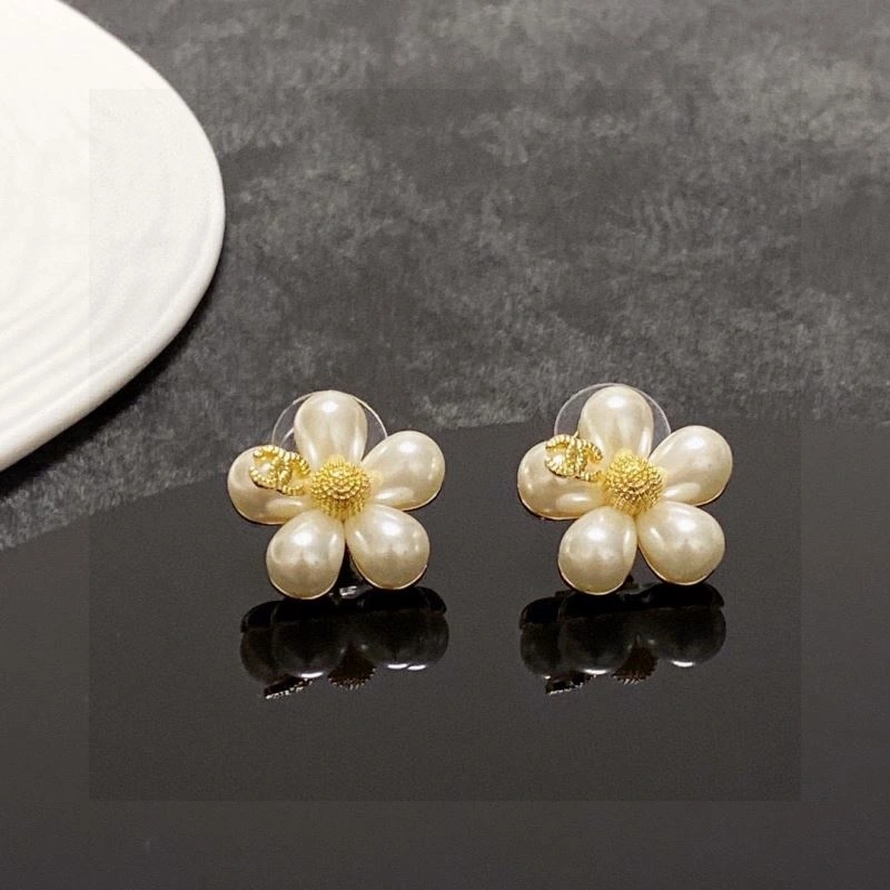 Comfortable Chxnxl Earrings 290934