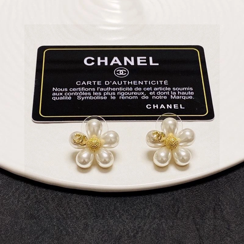 Comfortable Chxnxl Earrings 290934