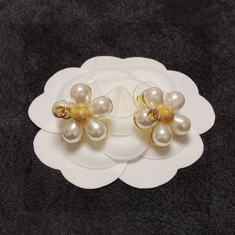 Comfortable Chxnxl Earrings 290934