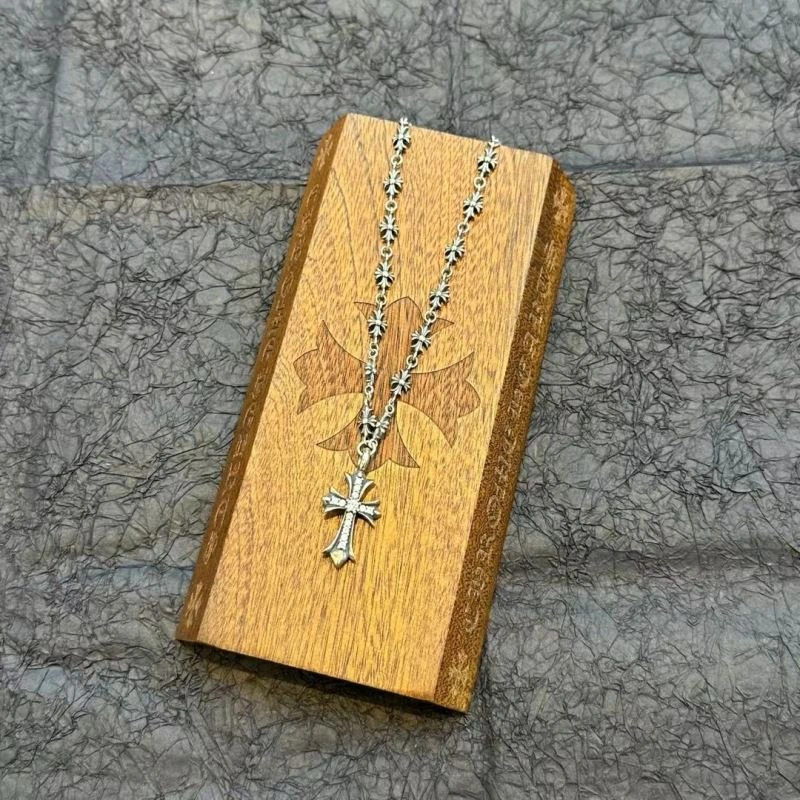 SportInspired Chrxmx Hxxrts Necklaces 300495