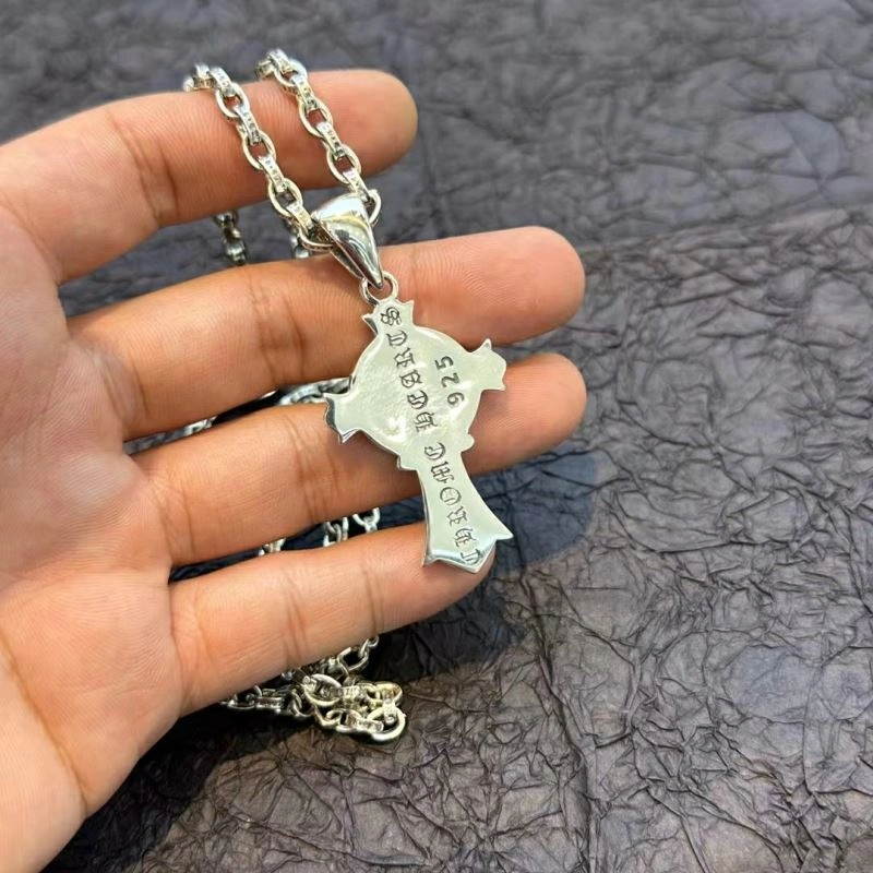UrbanStyle Chrxmx Hxxrts Necklaces 300492