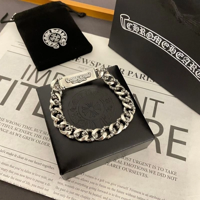 Reliable Chrxmx Hxxrts Bracelets 301316