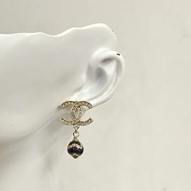 Comfortable Chxnxl Earrings 290925
