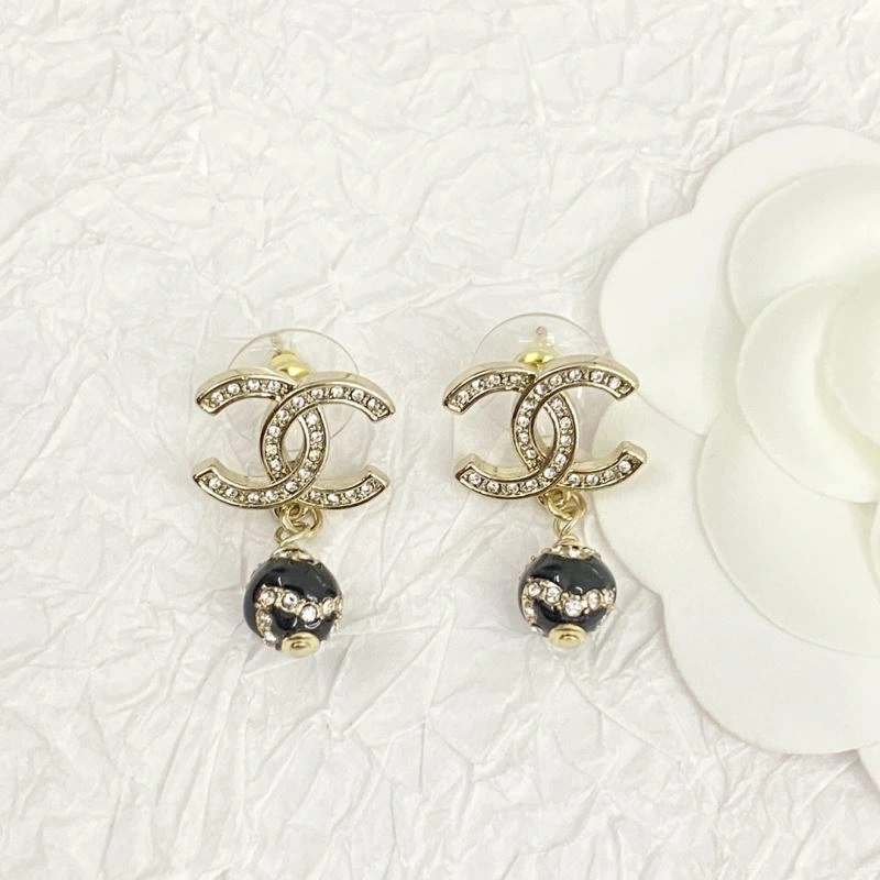 Comfortable Chxnxl Earrings 290925
