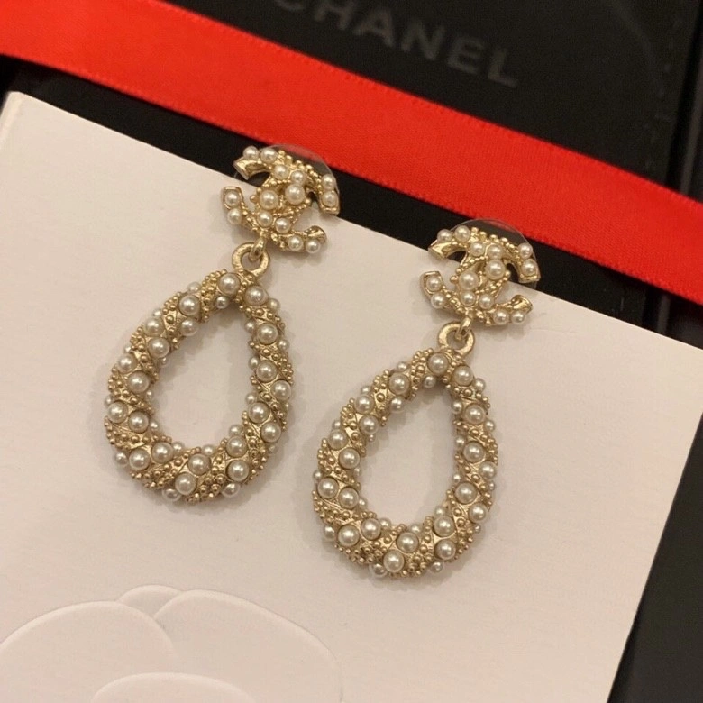 Efficient Chxnxl Earrings 290904