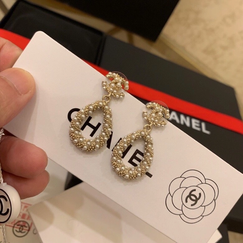 Efficient Chxnxl Earrings 290904