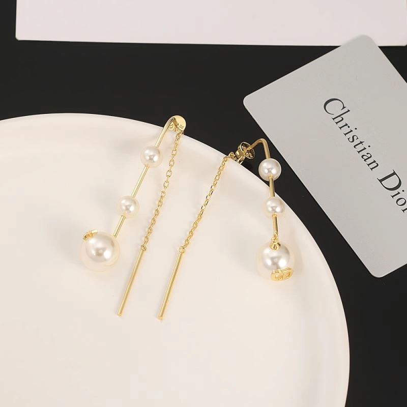 EyeCatching Christian Dxxr Earrings 295199