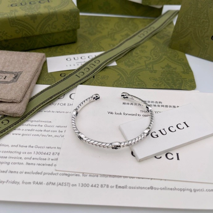 Fashionable Gxccx Bracelets 306988