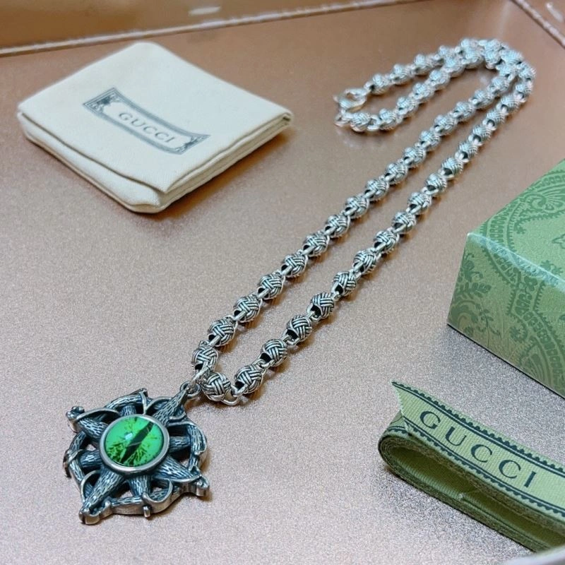 Stylish Gxccx Necklaces 306037