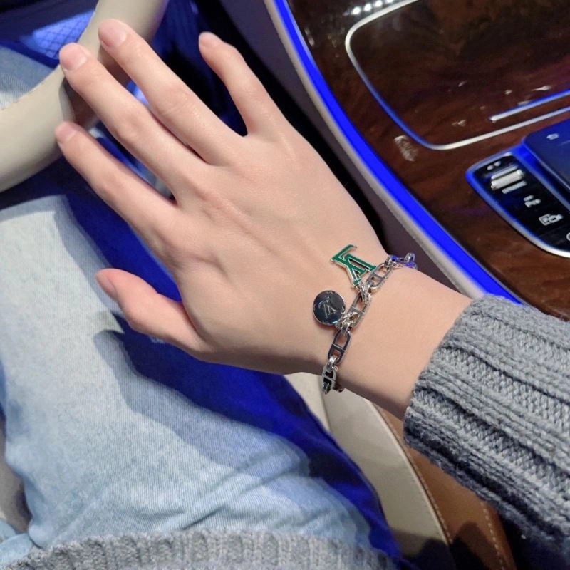 Versatile LX Bracelets 311763
