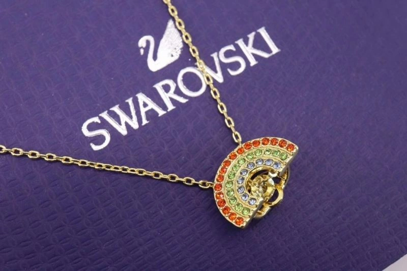 Swxrxvski Necklaces Lightweight 315146