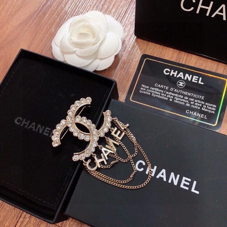 Flexible Chxnxl Brooches 292255