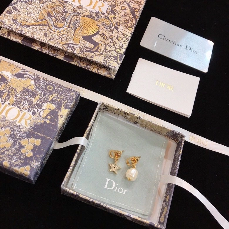 Christian Dxxr Earrings EyeCatching 295194
