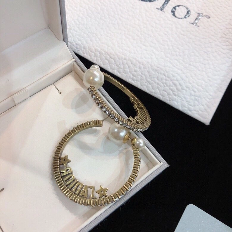 Christian Dxxr Earrings Flexible 295190