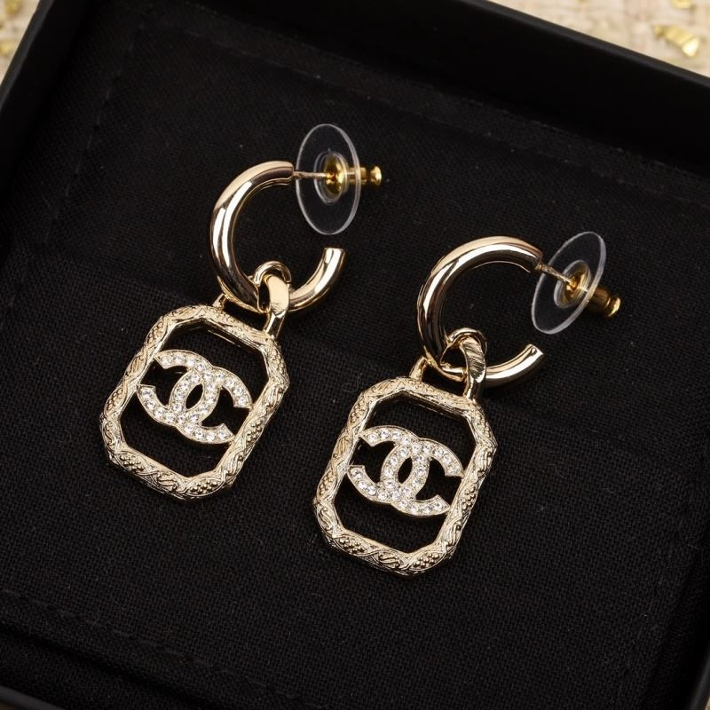 Chxnxl Earrings TopPick 284062