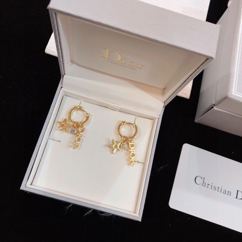 WellDesigned Christian Dxxr Earrings 295193