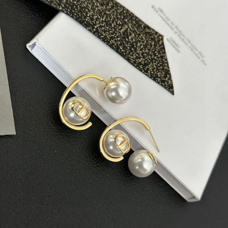 WellDesigned Christian Dxxr Earrings 295192