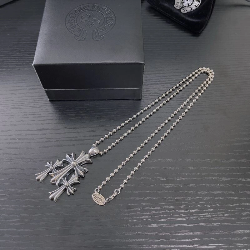 Breathable Chrxmx Hxxrts Necklaces 300472