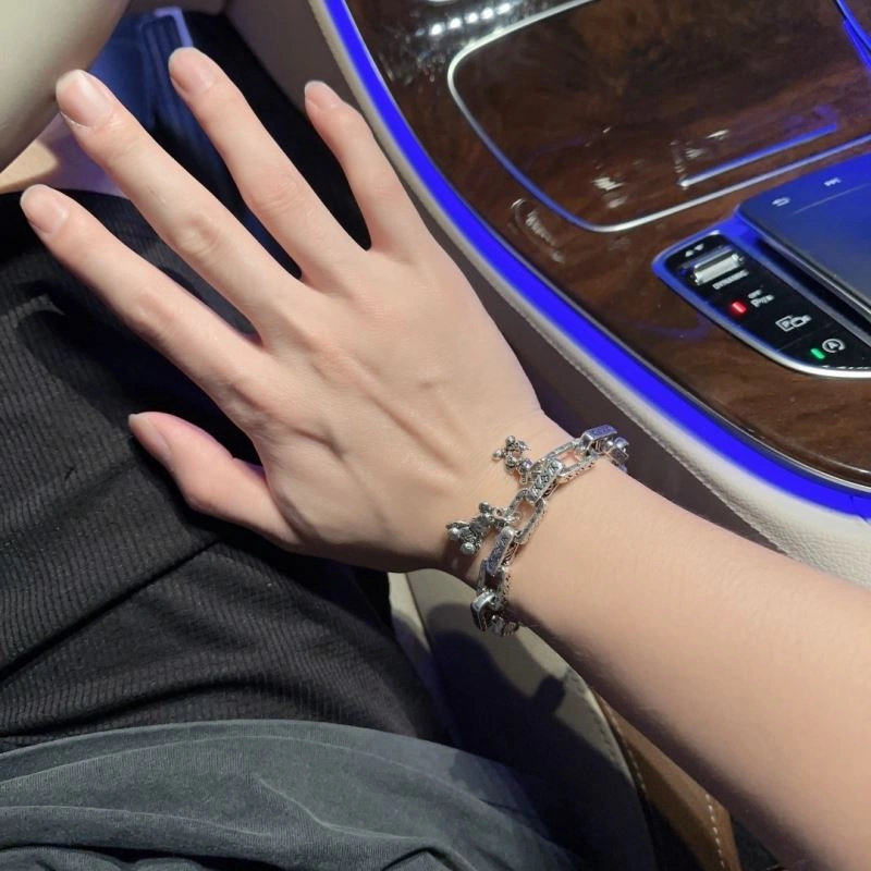 Lightweight LX Bracelets 311817