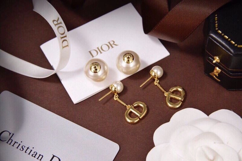 Cozy Christian Dxxr Earrings 295183