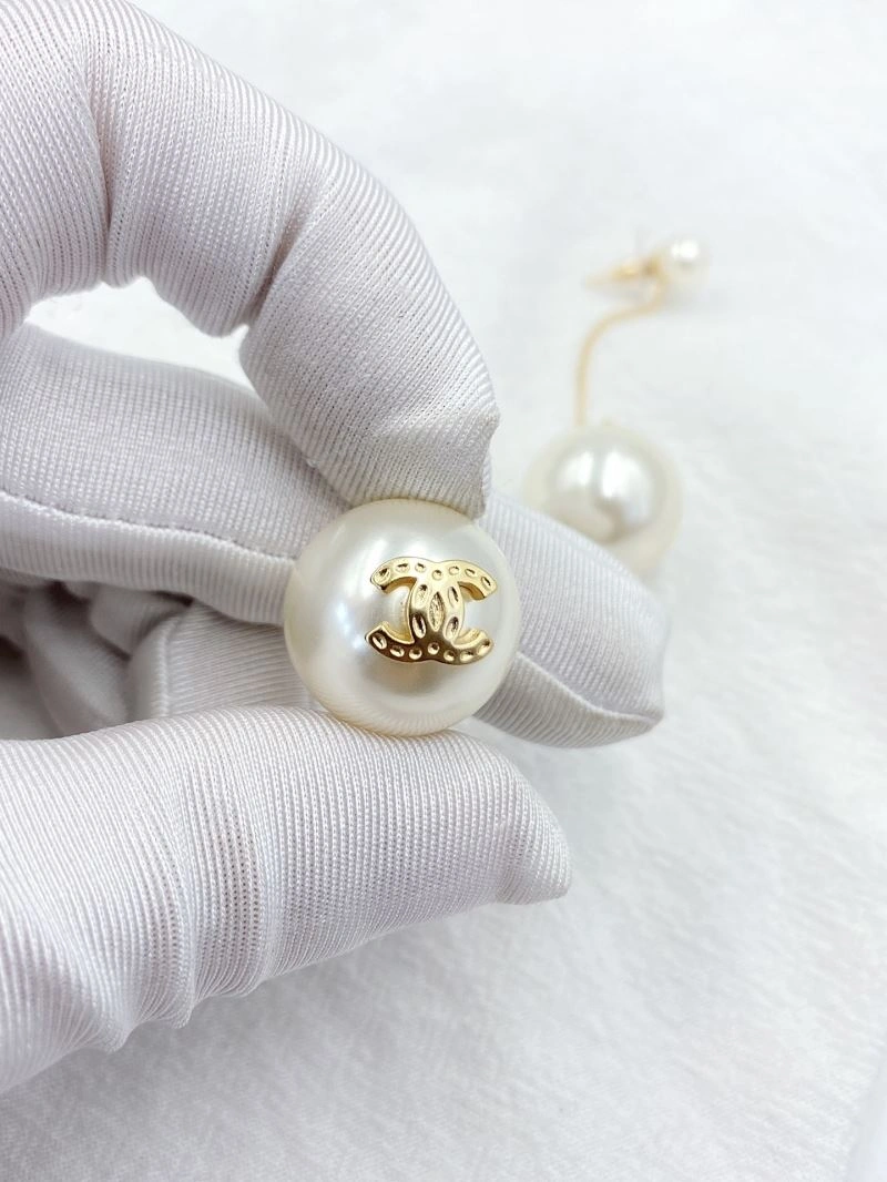 Flexible Chxnxl Earrings 290888