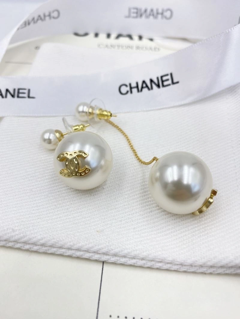 Flexible Chxnxl Earrings 290888
