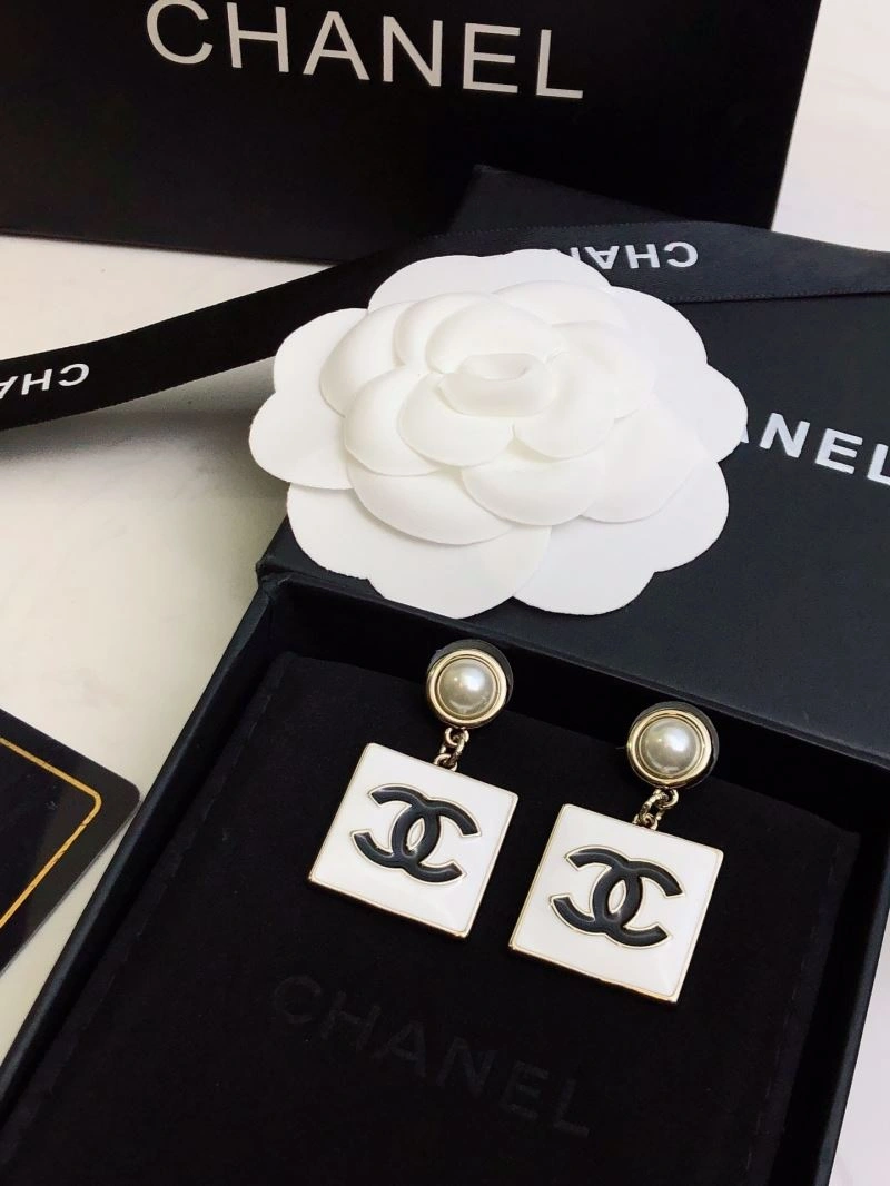 Unique Chxnxl Earrings 290887