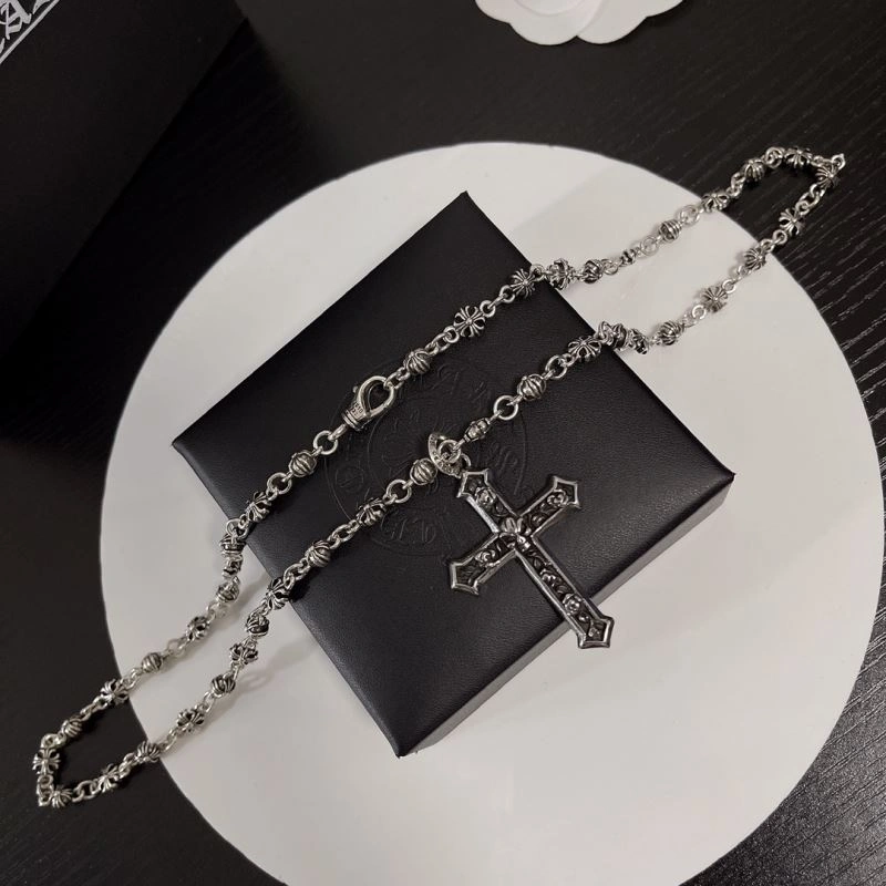 Unique Chrxmx Hxxrts Necklaces 300467