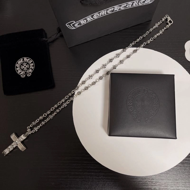 Chrxmx Hxxrts Necklaces Sophisticated 300471
