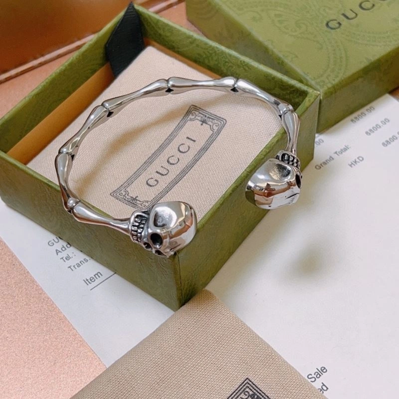 Elegant Gxccx Bracelets 306981