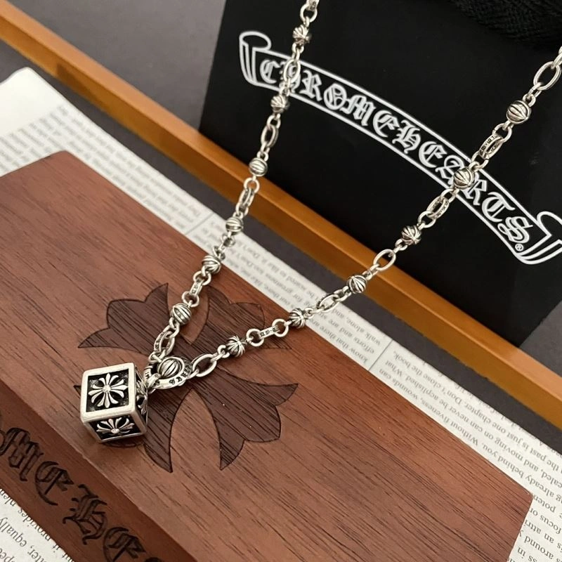 Chrxmx Hxxrts Necklaces Practical 300468