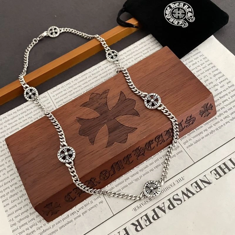 Chrxmx Hxxrts Necklaces DailyWear 300461
