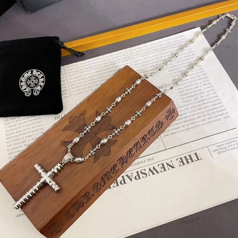 Chrxmx Hxxrts Necklaces Resilient 300442