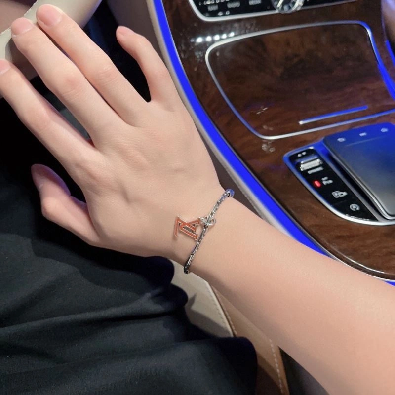 Lightweight LX Bracelets 311756